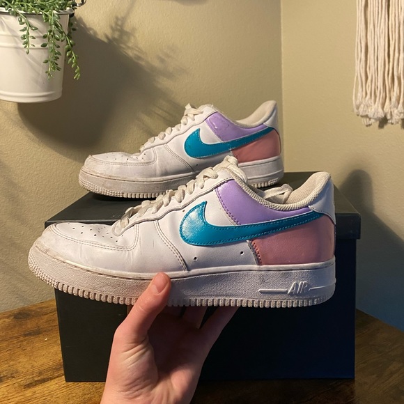 CUSTOM AF1'S - Picture 2 of 2